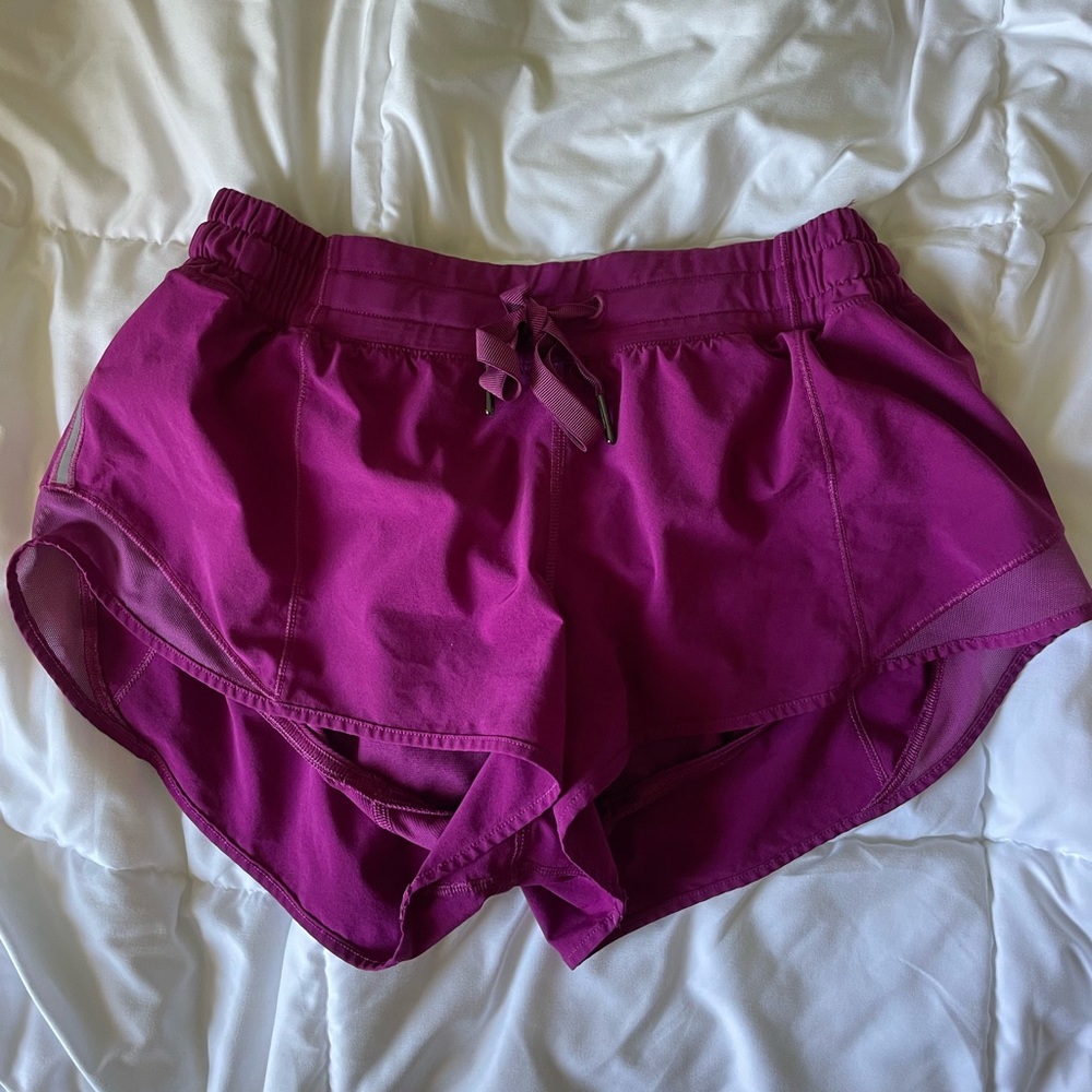 Lululemon Hotty Hot Short